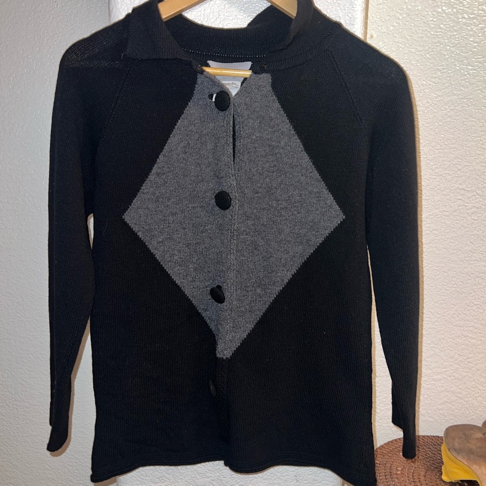 Barneys New York Sweater with Gray Diamond Front - Picture 2 of 5